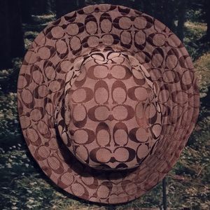 👩🏻‍🌾vintage👩🏻‍🌾COACH BUCKET HAT! 👩🏻‍🌾